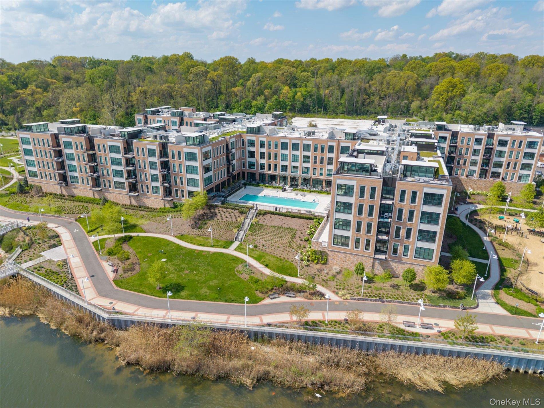 100 Garvies Point Road, Unit 1042 Glen Cove, NY 11542 - Photo 2 of 19