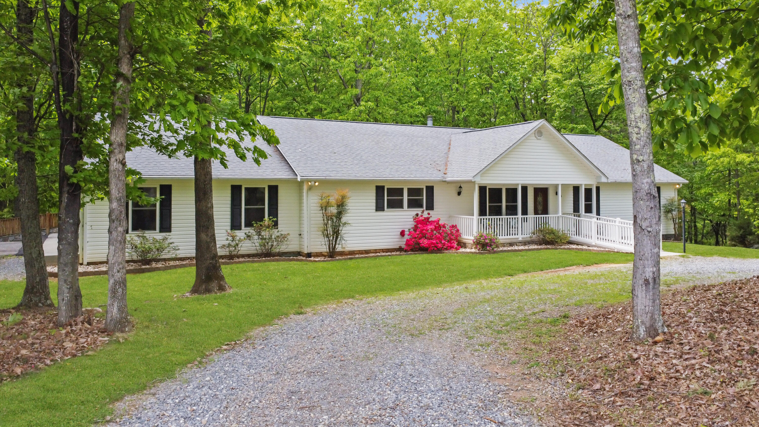 3953 Shingle Block Road Bedford, VA 24523 - Photo 6 of 80 DJI_0320