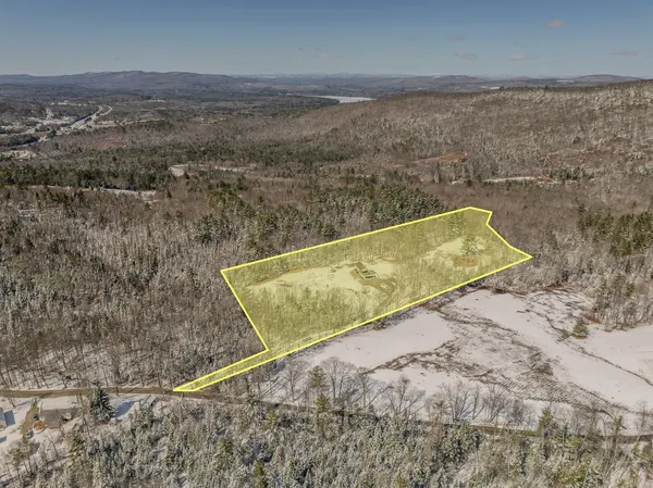 $649,900 | 979 Farr Hill Road, Littleton, NH 03561