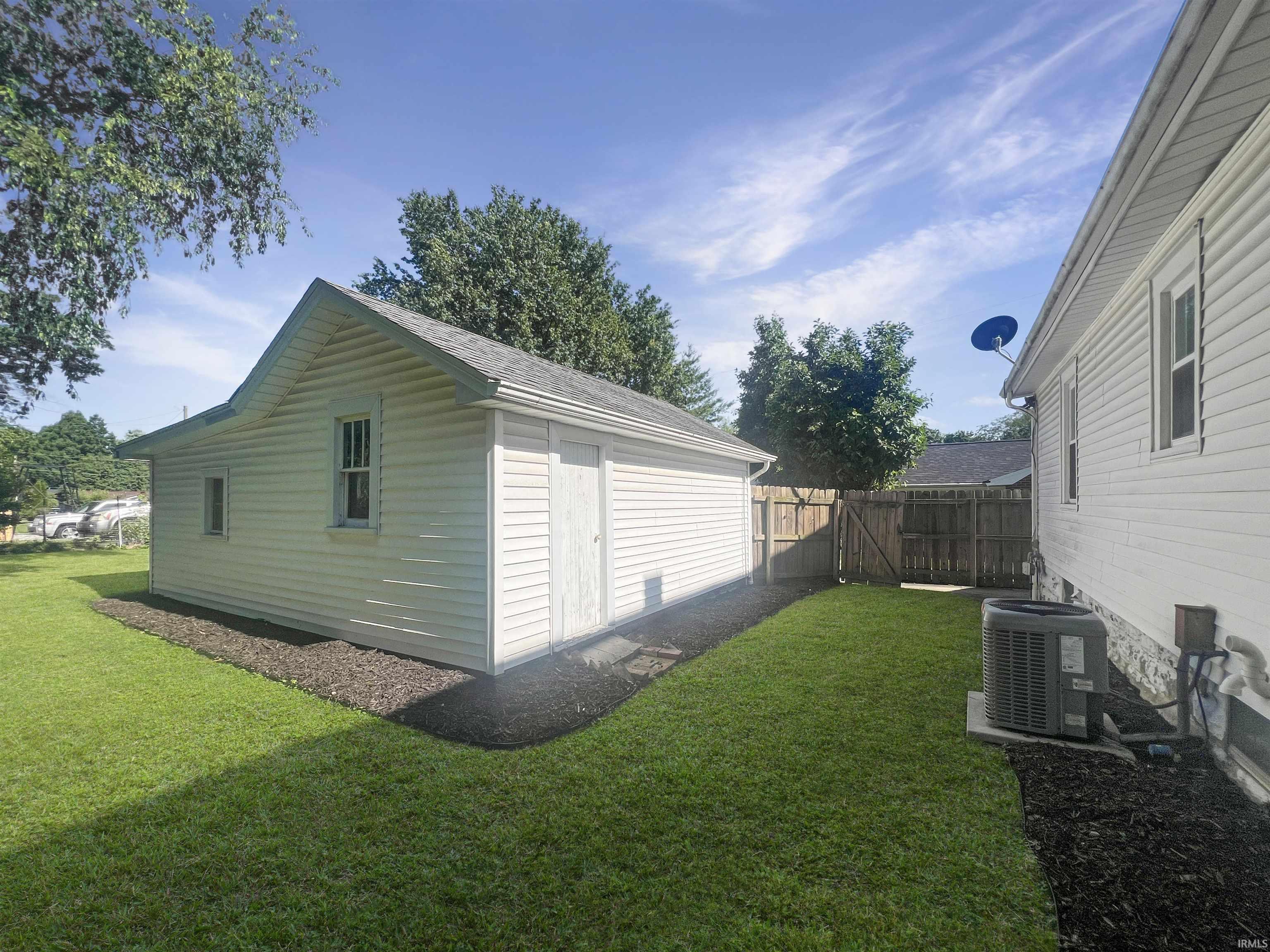 109 North Walnut Street Huntingburg, IN 47542 - Photo 30 of 31