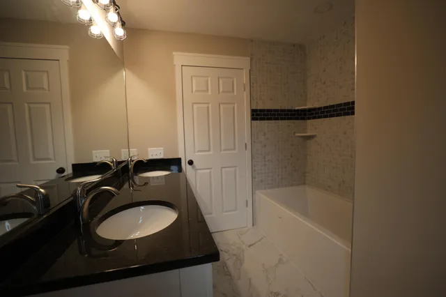 $4,099 | 3305 200th Street West, Farmington, MN 55024