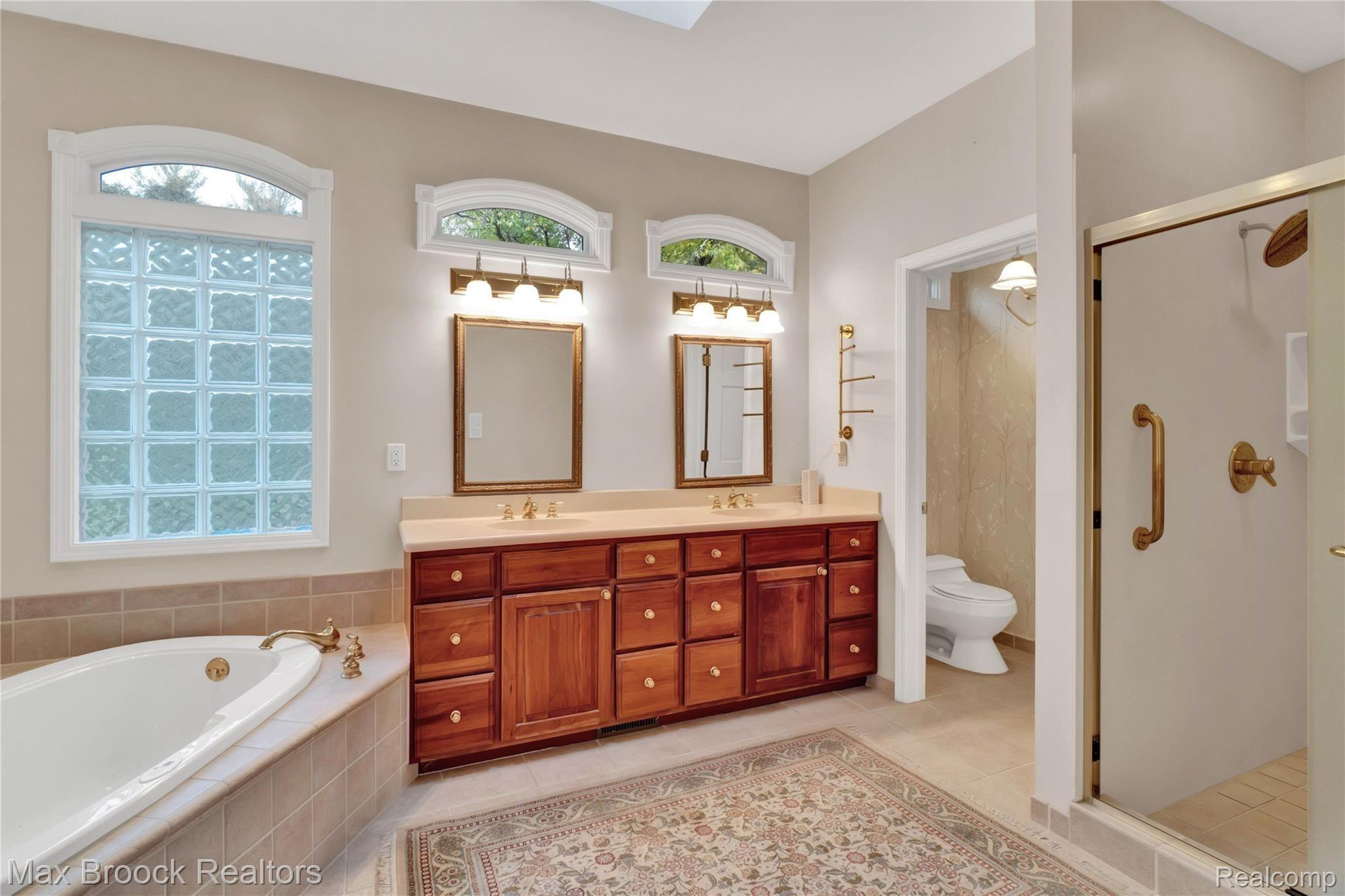749 Leinster Road Rochester, MI 48309 - Photo 18 of 42 Edited-20.jpg