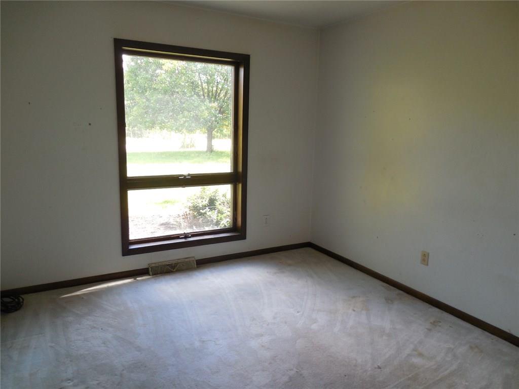 381 Munntown Road Eighty Four, PA 15330 - Photo 13 of 20 Gallery Image 13