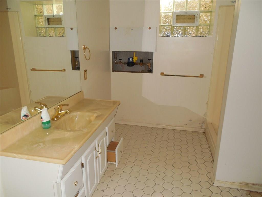 381 Munntown Road Eighty Four, PA 15330 - Photo 16 of 20 Gallery Image 16