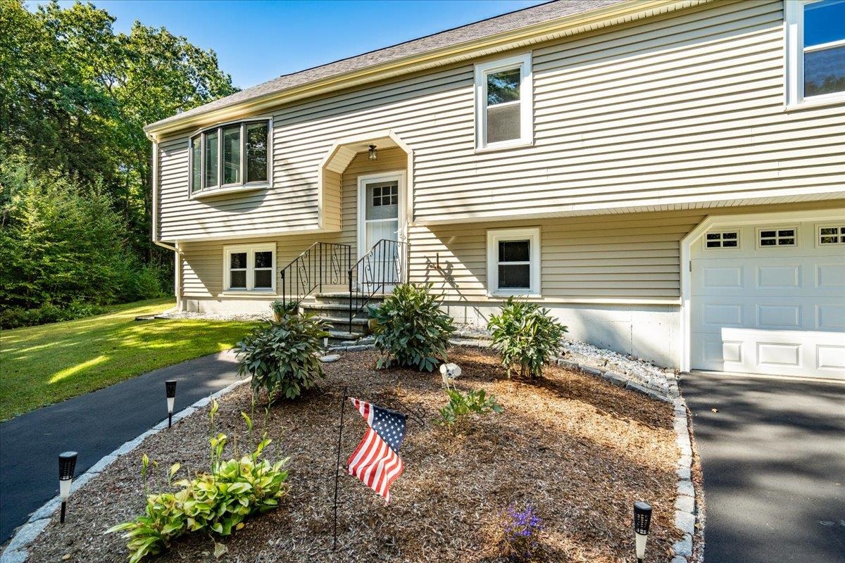 100 Mt Delight Road Deerfield, NH 03037 - Photo 2 of 55