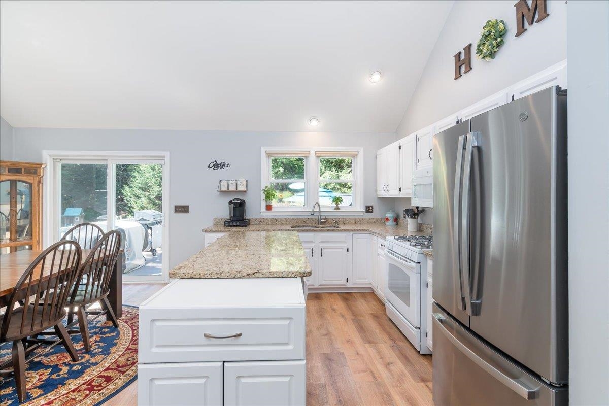 100 Mt Delight Road Deerfield, NH 03037 - Photo 7 of 55