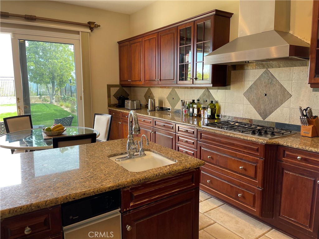 20124 Vía Cellini Porter Ranch, CA 91326 - Photo 31 of 49
