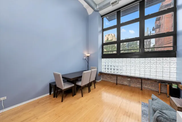 $379,900 | 1601 South Michigan Avenue, Unit 108, Chicago, IL 60616