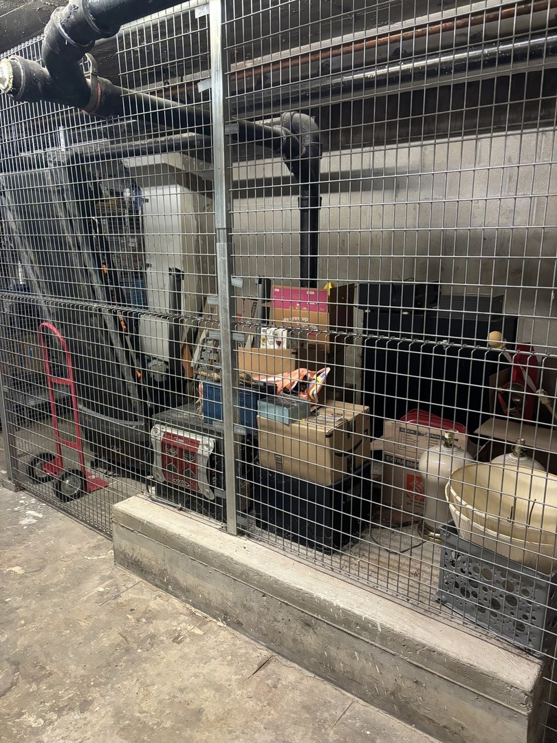 1601 South Michigan Avenue, Unit 108 Chicago, IL 60616 - Photo 35 of 36 a view of a glass building with city view