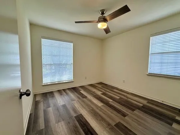 $2,295 | 3812 Wrentham Drive, Arlington, TX 76016