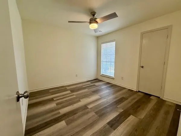 $2,295 | 3812 Wrentham Drive, Arlington, TX 76016