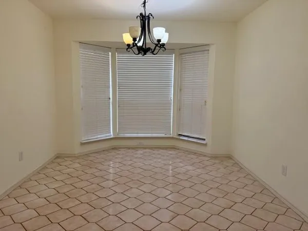 $2,295 | 3812 Wrentham Drive, Arlington, TX 76016