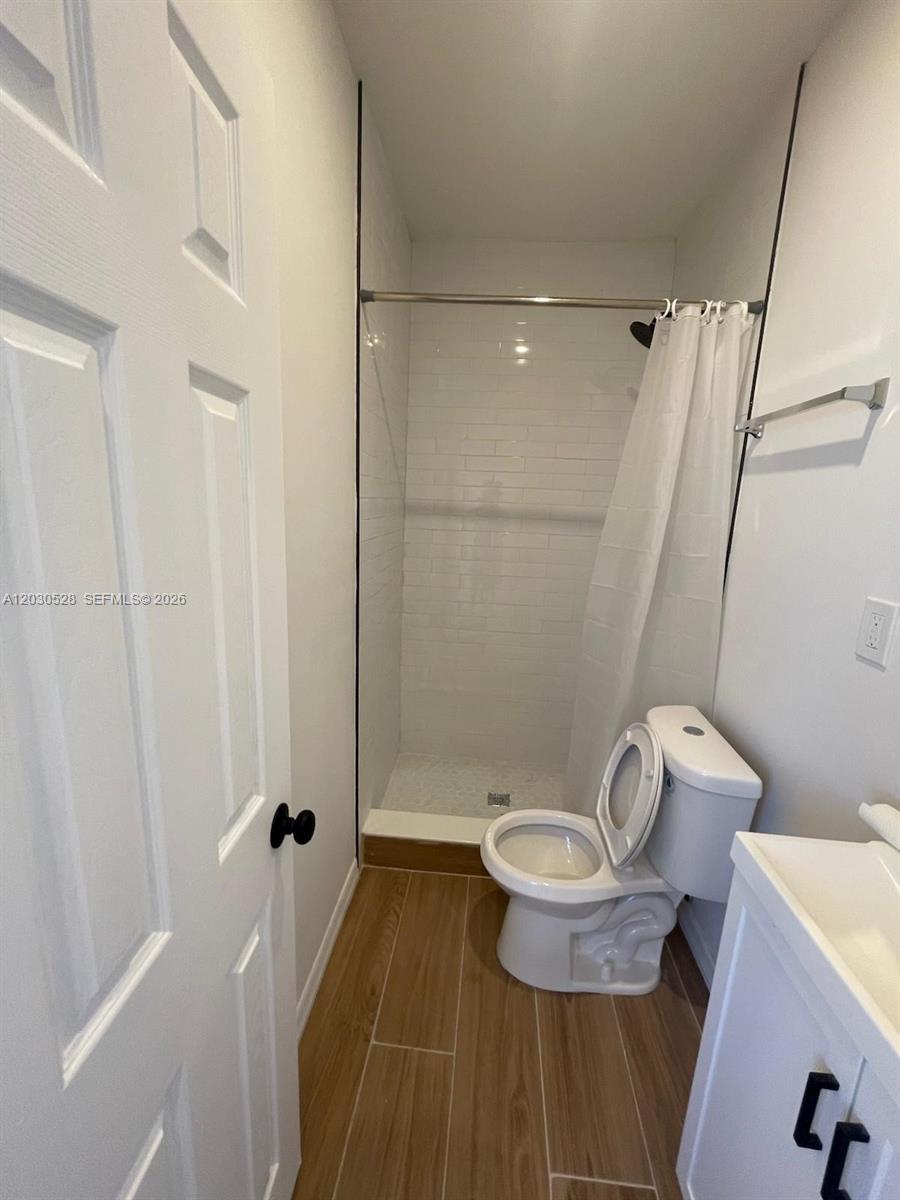 6801 Southwest 22nd Street Miami, FL 33155 - Photo 4 of 17