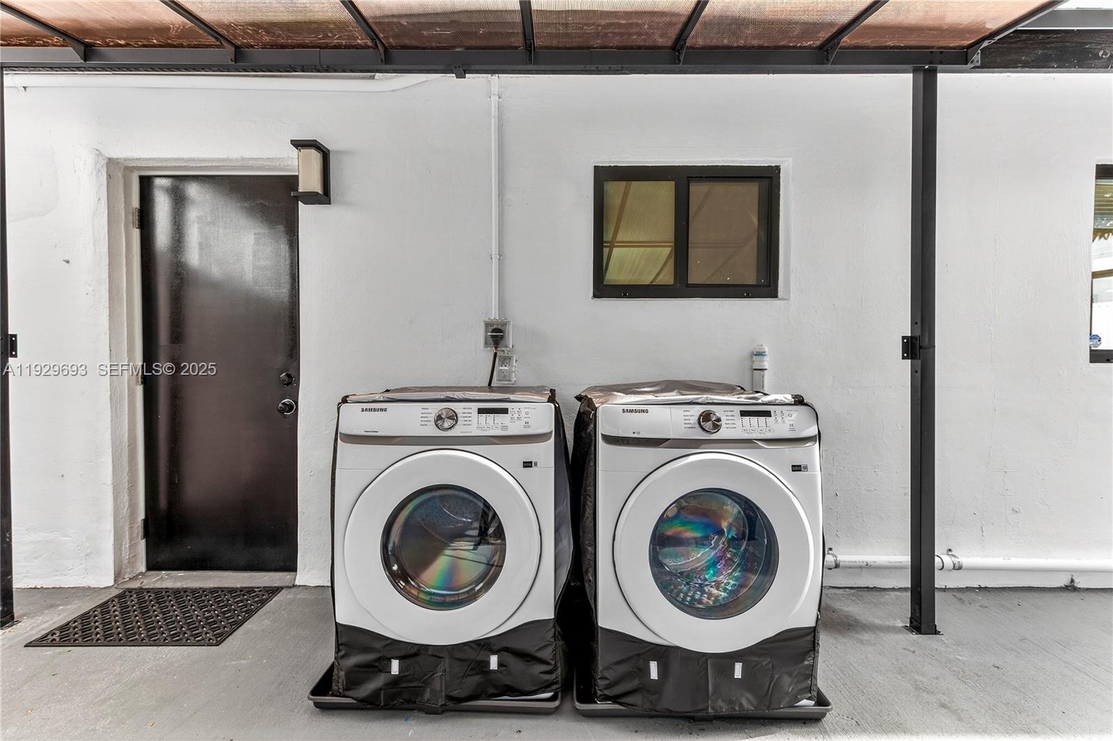 2633 Northeast 13th Avenue, Unit 1 Pompano Beach, FL 33064 - Photo 24 of 28