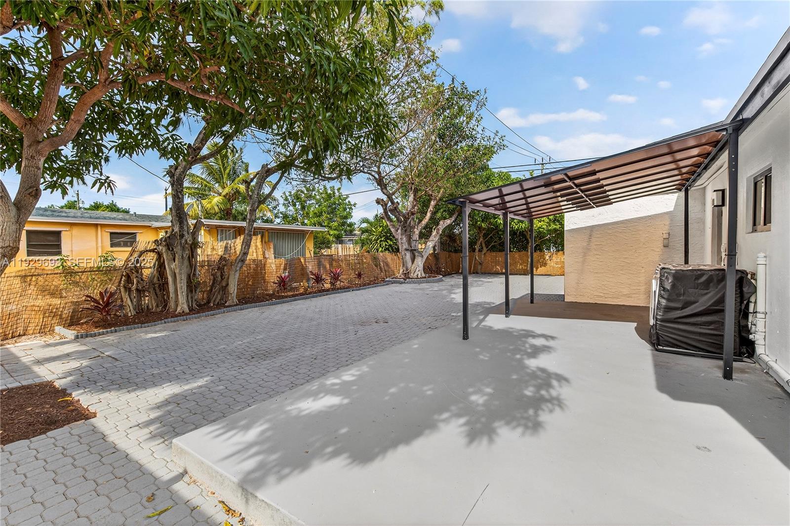 2633 Northeast 13th Avenue, Unit 1 Pompano Beach, FL 33064 - Photo 26 of 28