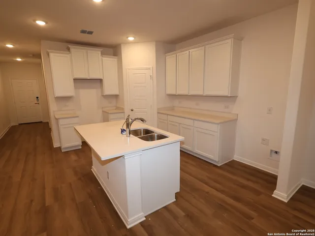 $339,990 | 1152 Limestone Ridge, Seguin, TX 78155