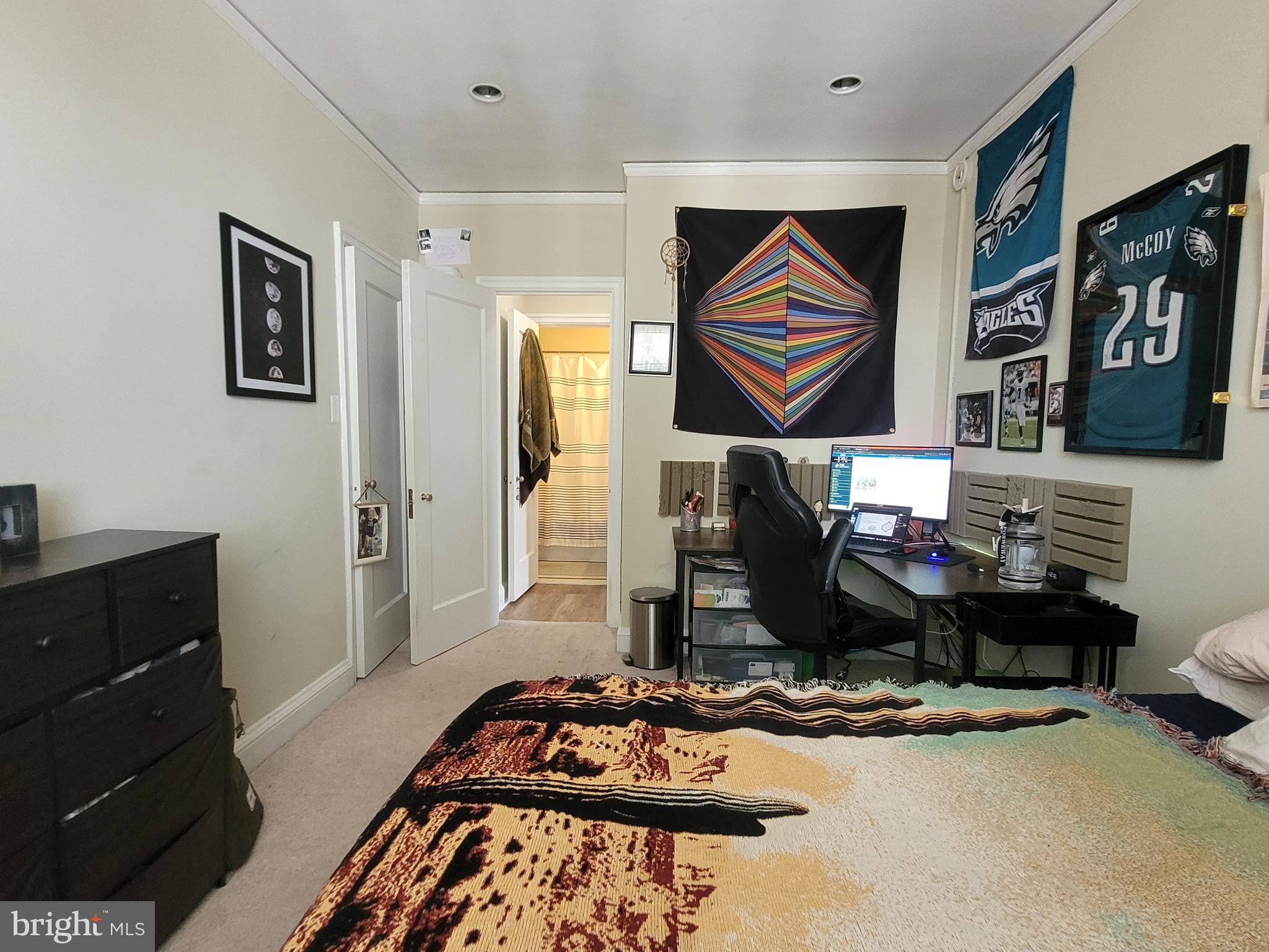 2031 Locust Street, Unit 2003 Philadelphia, PA 19103 - Photo 12 of 20