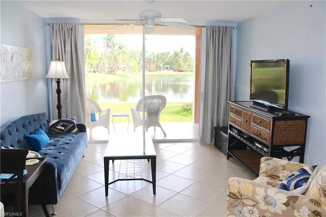 $3,060 | 1235 Wildwood Lakes Boulevard, Unit 4104, Naples, FL 34104