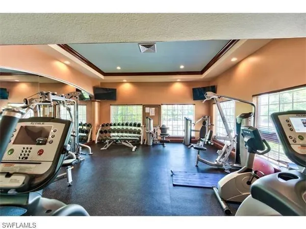 $3,060 | 1235 Wildwood Lakes Boulevard, Unit 4104, Naples, FL 34104