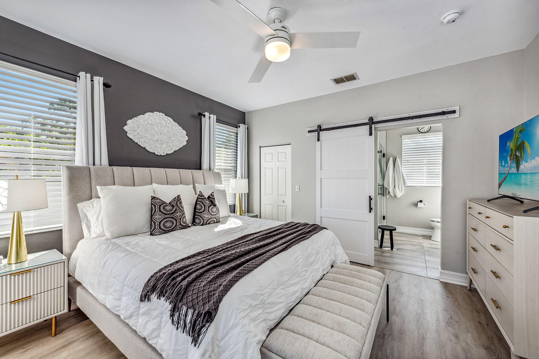 162 7th Street Naples, FL 34113 - Photo 11 of 33 224039184ee