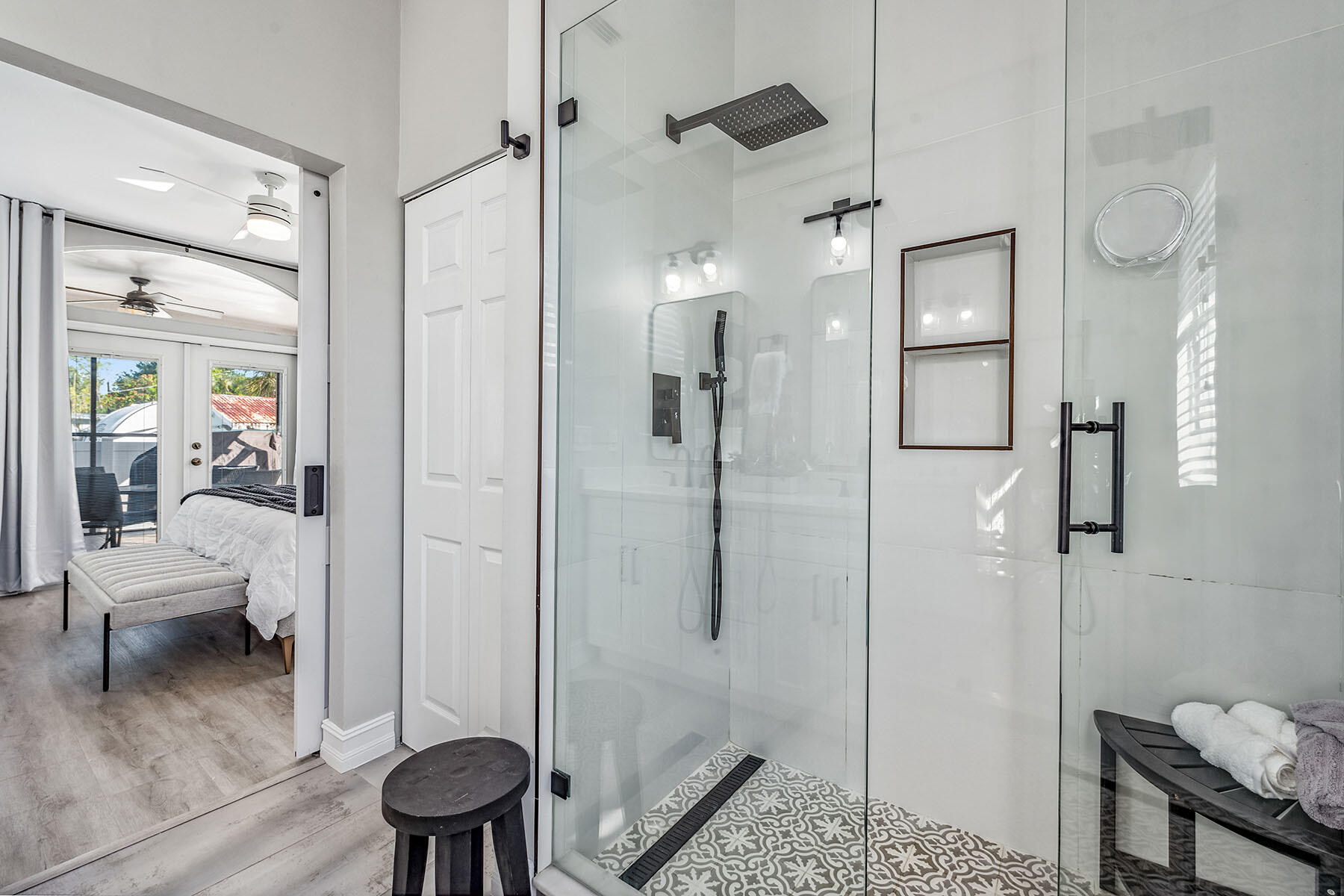 162 7th Street Naples, FL 34113 - Photo 13 of 33 224039184ff