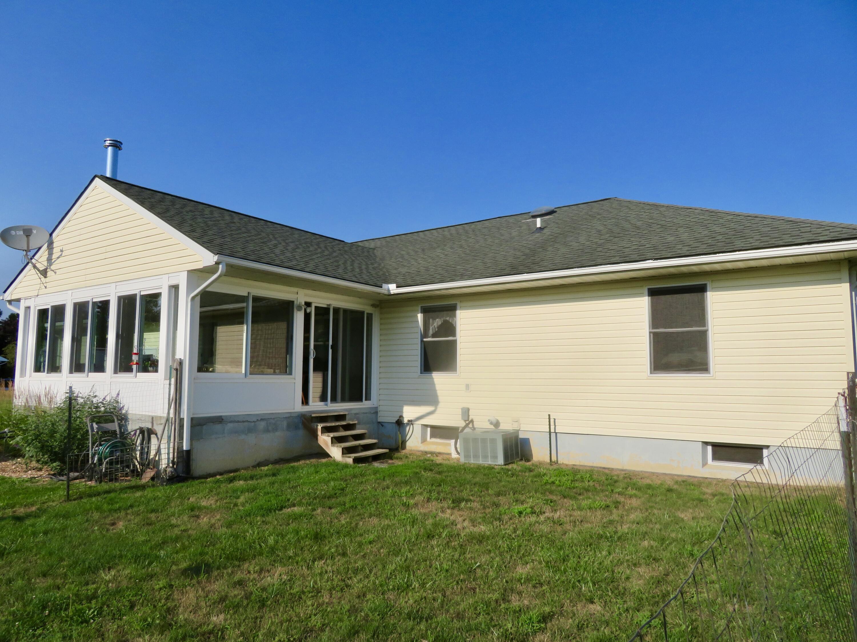 13162 Platt Road Milan, MI 48160 - Photo 8 of 64 fullsizeoutput_17b