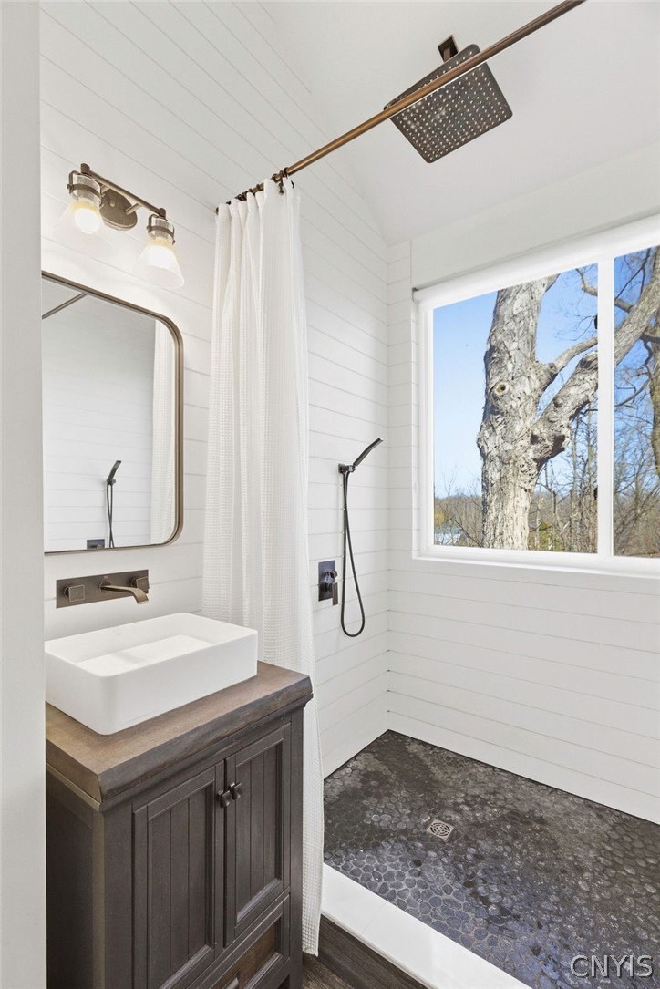 1521 Gunbarrel Road Van Buren, NY 13027 - Photo 23 of 49 Main level full bathroom