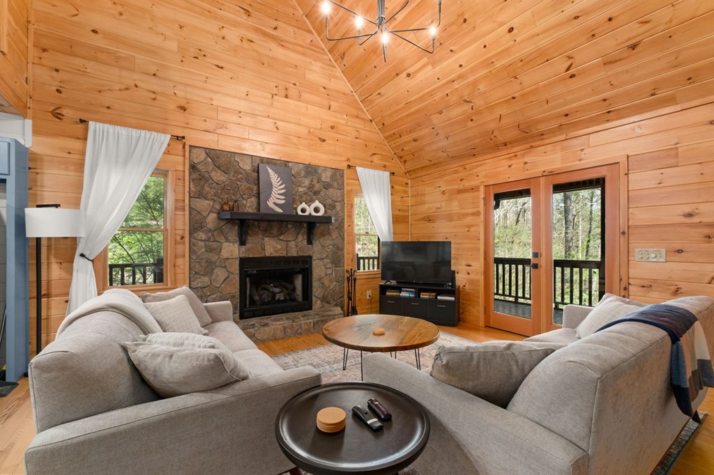 389 Tall Timber Mountain Road Blue Ridge, GA 30513 - Photo 15 of 46