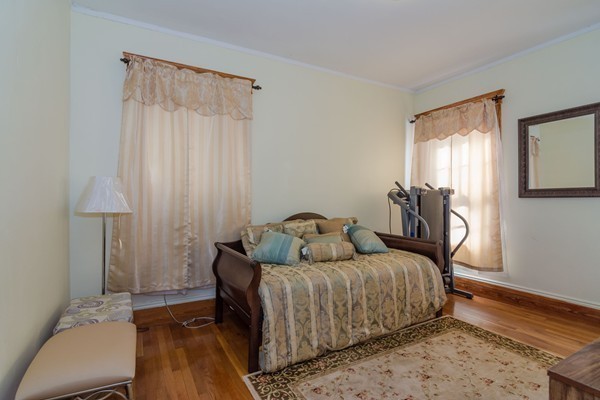 32 Kilsyth Road, Unit 2 Brookline, MA 02445 - Photo 13 of 17 Gallery Image 13