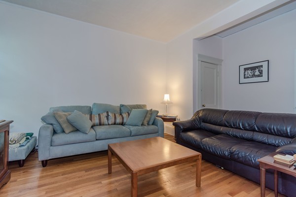 32 Kilsyth Road, Unit 2 Brookline, MA 02445 - Photo 6 of 17 Gallery Image 6