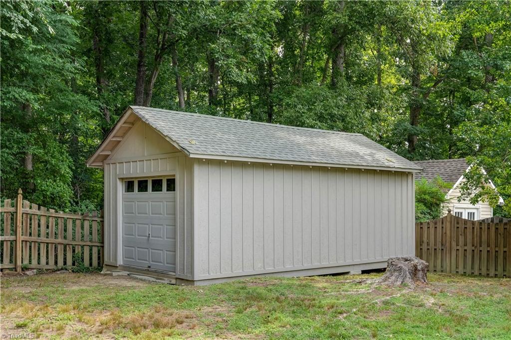 4025 Queens Grant Road Jamestown, NC 27282 - Photo 28 of 30