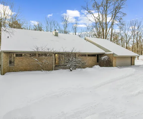 $690,000 | 1873 West Huron River Drive, Ann Arbor, MI 48103