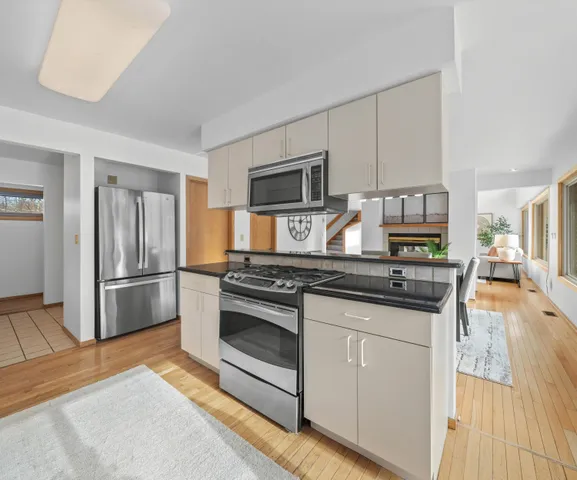 $690,000 | 1873 West Huron River Drive, Ann Arbor, MI 48103