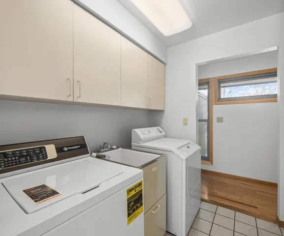 $690,000 | 1873 West Huron River Drive, Ann Arbor, MI 48103