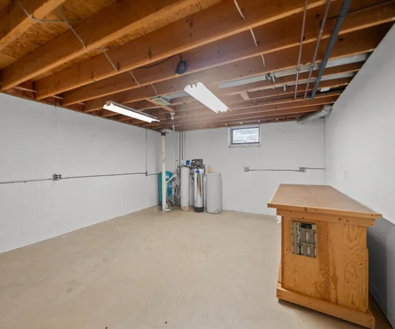 $690,000 | 1873 West Huron River Drive, Ann Arbor, MI 48103