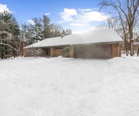 $690,000 | 1873 West Huron River Drive, Ann Arbor, MI 48103