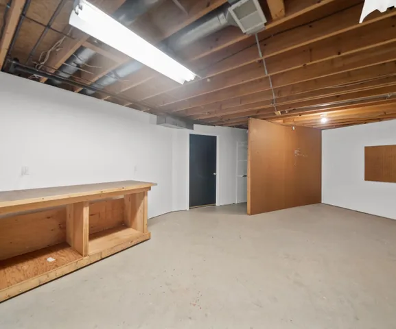 $690,000 | 1873 West Huron River Drive, Ann Arbor, MI 48103