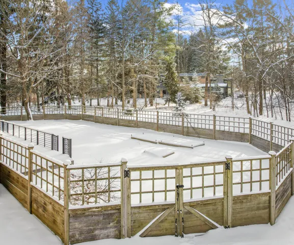 $690,000 | 1873 West Huron River Drive, Ann Arbor, MI 48103