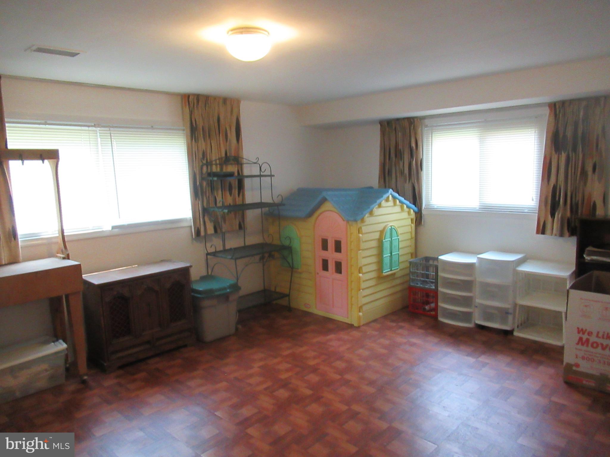 1805 Reedie Drive Silver Spring, MD 20902 - Photo 22 of 59 Gallery Image 22