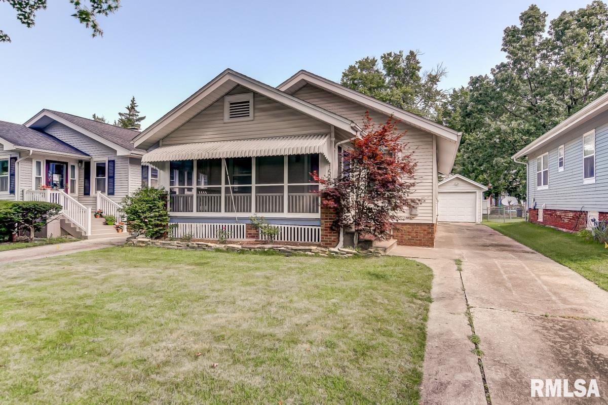 1521 West Cook Street Springfield, IL 62704 - Photo 1 of 28