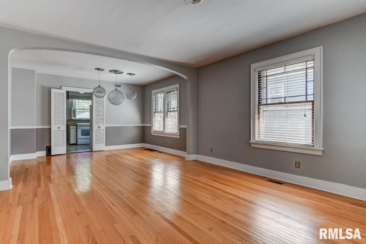 1521 West Cook Street Springfield, IL 62704 - Photo 5 of 28