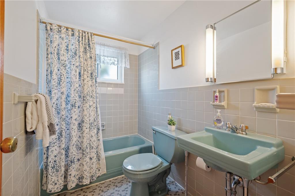 1156 West Point Avenue Pittsburgh, PA 15212 - Photo 13 of 33