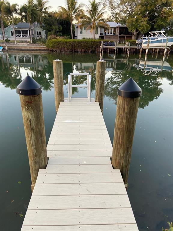 1622 Bay Point Court Sarasota, FL 34236 - Photo 23 of 24