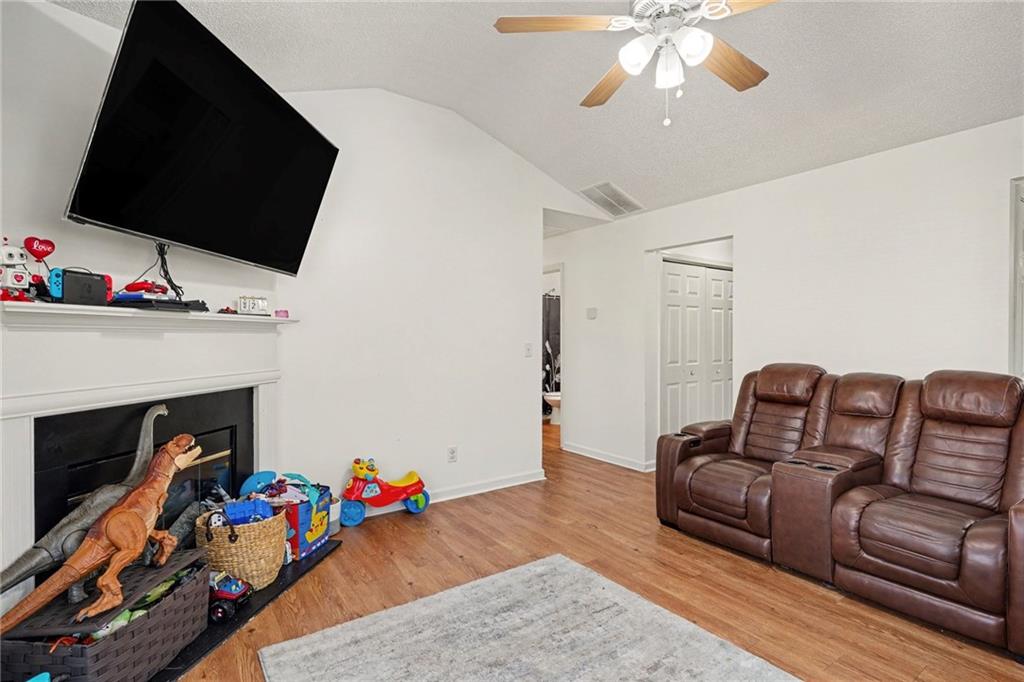 256 Galway Lane Hampton, GA 30228 - Photo 11 of 32 Gallery Image 11