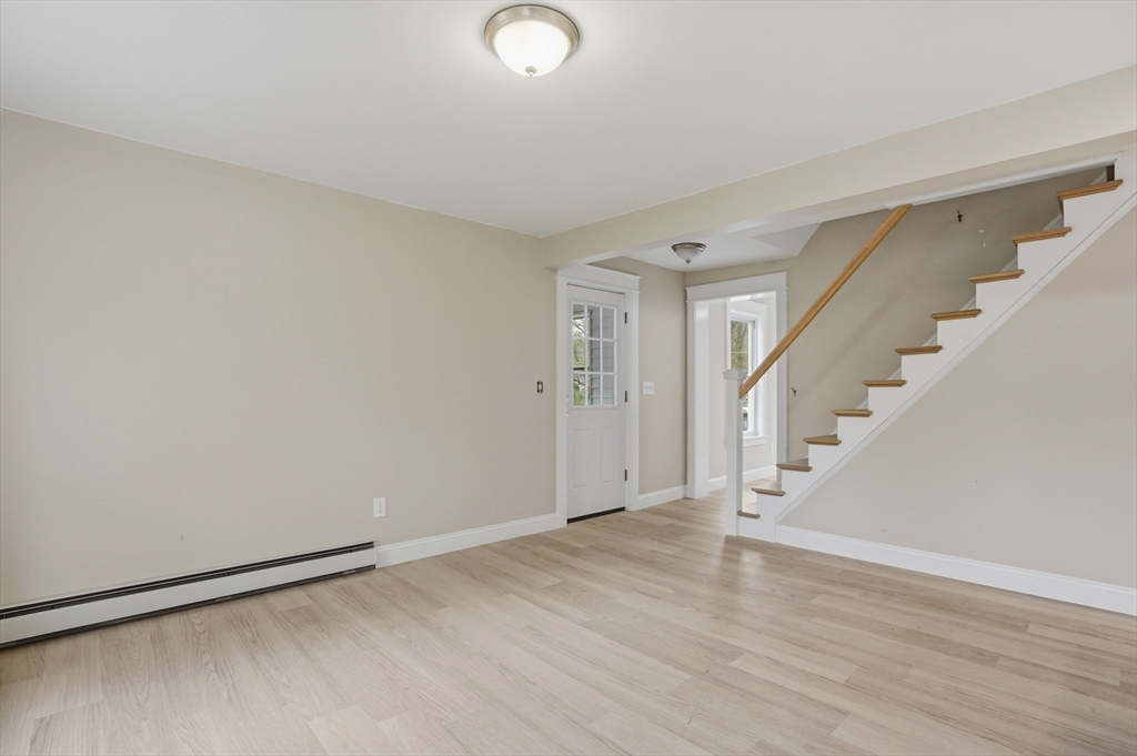 5 Russell Avenue Ashburnham, MA 01430 - Photo 11 of 33