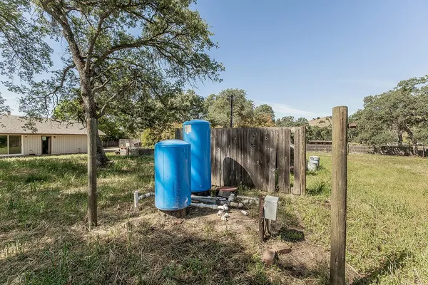 $695,000 | 26045 Pittman Hill Road, Clovis, CA 93619