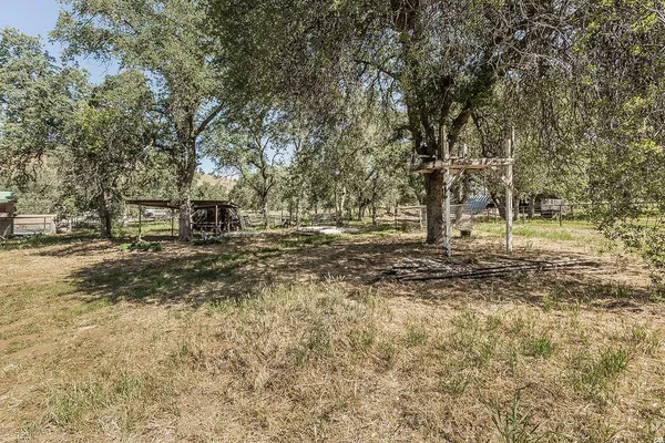 $695,000 | 26045 Pittman Hill Road, Clovis, CA 93619