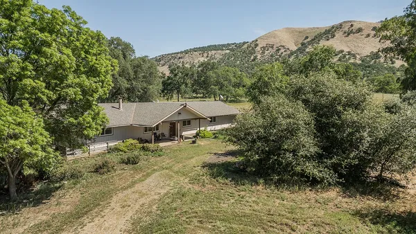 $695,000 | 26045 Pittman Hill Road, Clovis, CA 93619