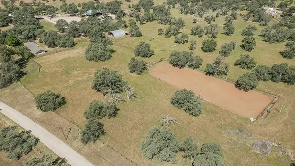 $695,000 | 26045 Pittman Hill Road, Clovis, CA 93619