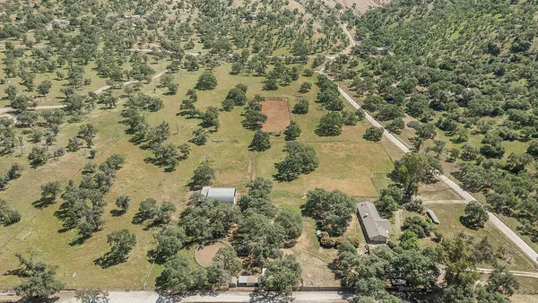 $695,000 | 26045 Pittman Hill Road, Clovis, CA 93619